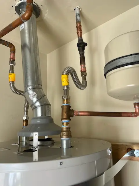 Water heater installation and plumbing repair in Araby View